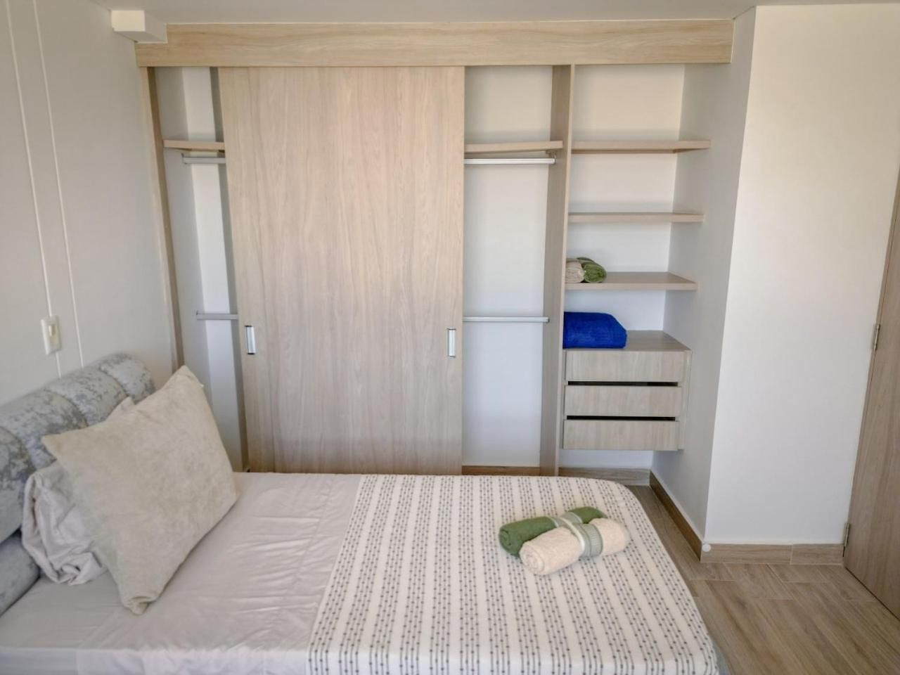 2 Hab Cerca Al Centro Cielo Mar Apartamento